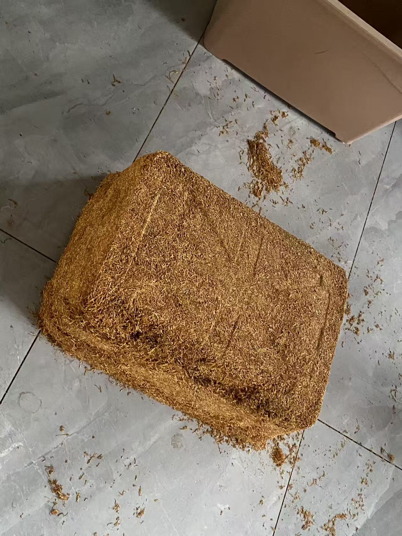 云南口粮手卷特级烟丝：探索美味的黄金口粮